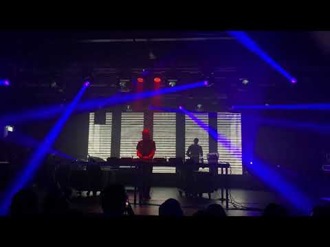 Hernan Cattaneo drops Return To West On 27th Akvarium Budapest 09.10.2021.