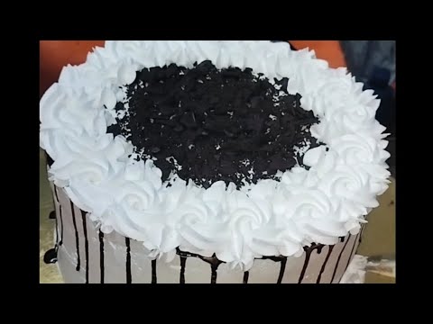 A jumbo size cake story and video/with a story/