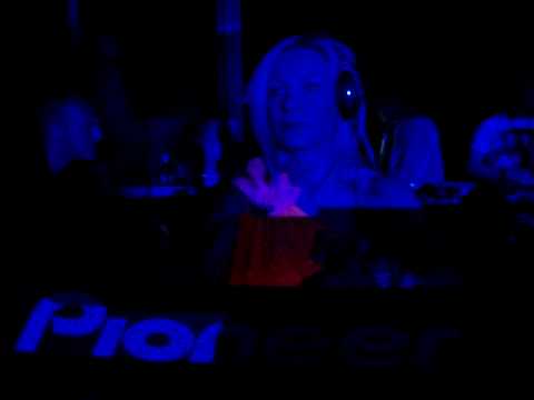 Anne Savage vs Lisa Pin Up - Live @ Riot @ matter, London - 24 07 2009