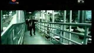 Download lagu DJ Riri - Rusty Guitar mp3