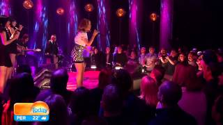 Kylie Minogue - Sexy Love (Wake Up With Kylie 01.07.2014)