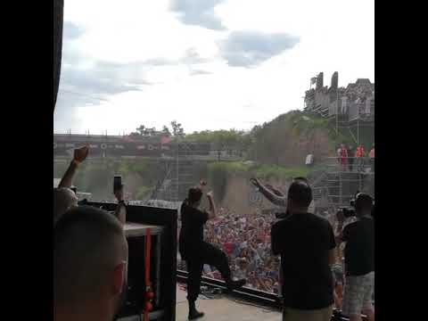 8:45h in the morning Dance Arena still want more!!! Solomun b2b Tale Of Us