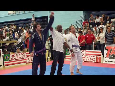 Kywan Gracie - BJJ Pro Cup 2013 - City Clash - Purple Adult