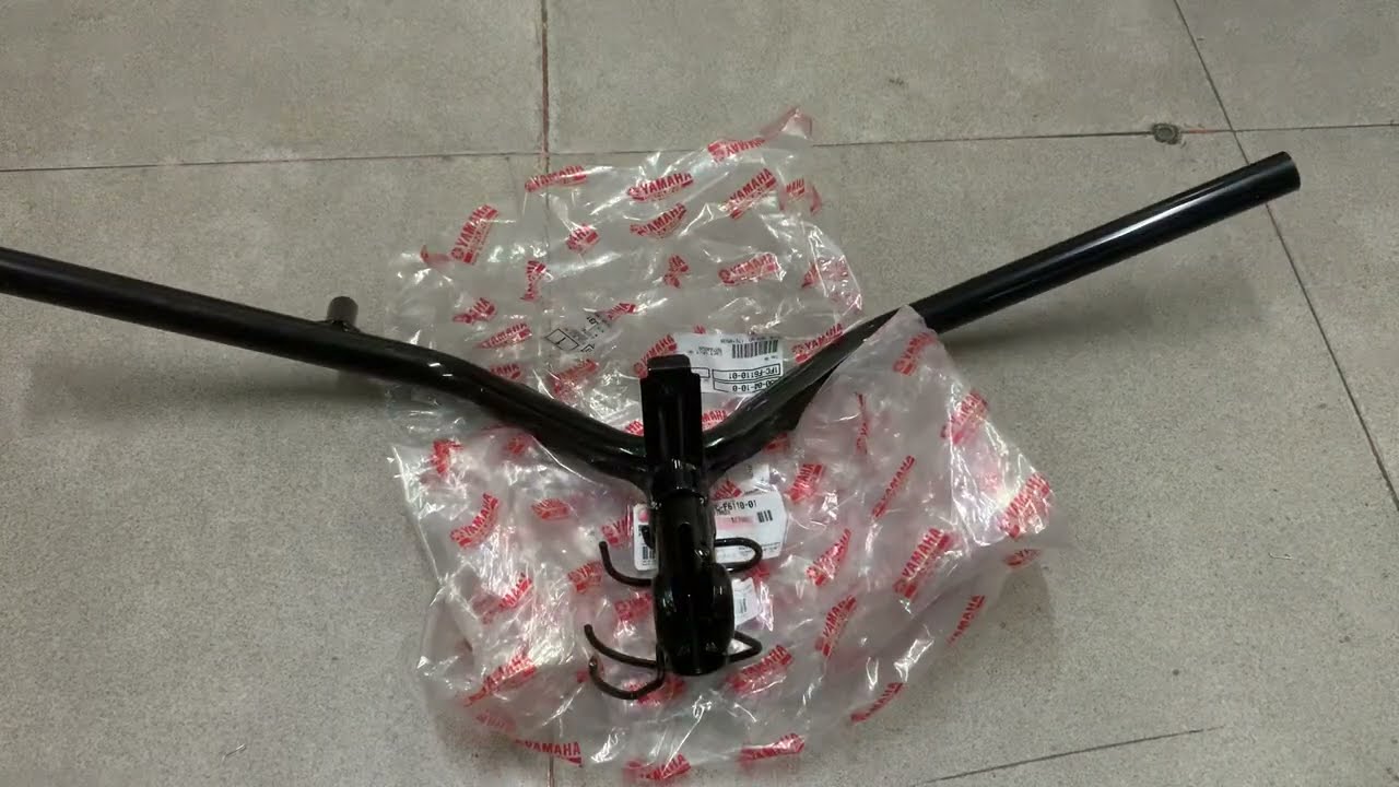 [SIR][31:CỤM ỐP ĐẦU] YAPT-2048-Sirius FI(12-14)(14-20) (1) Ghi đông tay lái - mã thay thế 1FCF61101100 -[Yamaha]