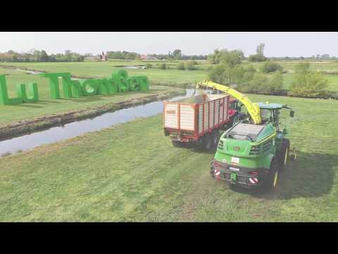 Lohnbetrieb Hilmar Thomßen - Grasernte in vollem Gange