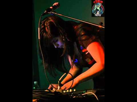 Natasha Kmeto - The Ache (Letherette Remix)