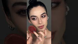 Still leaves a cute tint on the lips 😍 #makeup #makeuphacks