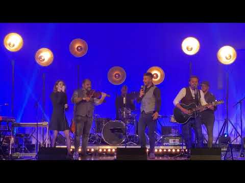 Adam Ďurica ft Peter Bič Project - Nedívaj sa tak @ Košice 2019