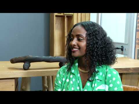 Og-aartii: Daayirektarafi Taatoo Artiist Biruuk Girmaa waliinAMN Hagayya 14, 2015