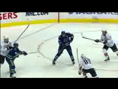 Canucks Vs Oilers Game Highlights 01.07.11