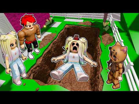 Encontramos ESTO ENTERRADO en NUESTRO PATIO TRASERO en BROOKHAVEN ROBLOX