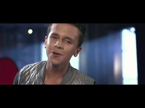 Maykel ft Carlos Rivera   Violeta Video Oficial3