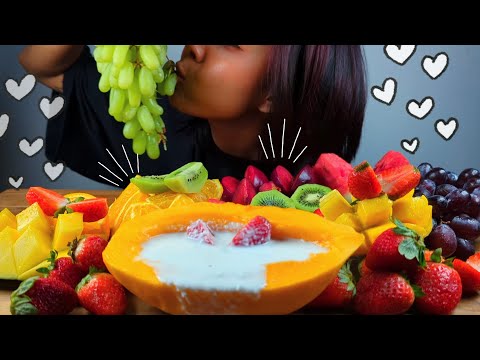 EATING FRUITS MUKBANG | WATERMELON, MANGO, PAPAYA, GRAPES, KIWI, PLUM, ORANGES, STRABERRIES & CREAM