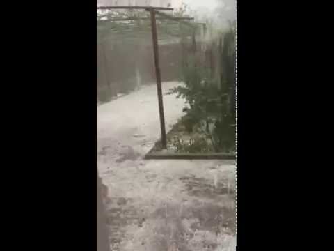 Какой ужас! Во Владикавказе прошёл в очередной раз сильнейший град с ветром 20м/с((((3)