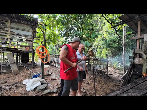 GEMPAR ULAR HITAM MASUK RUMAH // BUJANG SIGAT REPAIR TANGGA KANDANG BABI //