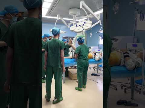 医生手术操作失误现场，惊人的…… #hospital #doctor