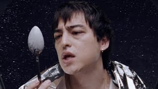 Musik-Video-Miniaturansicht zu Sanctuary Songtext von Joji