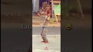 Download lagu ODGJ joget dangdut Putik Yang Sedang Berbunga mp3 Download lagu ODGJ joget dangdut Putik Yang Sedang Berbunga mp3