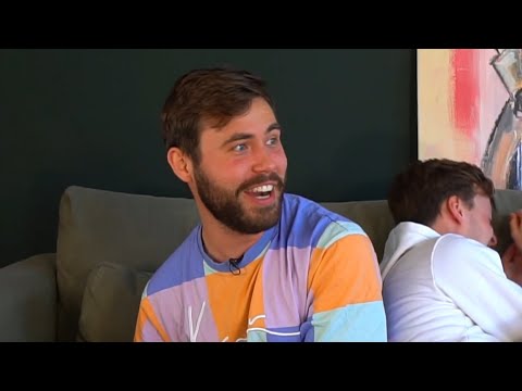 Raoul herkent zijn eigen vriendin niet