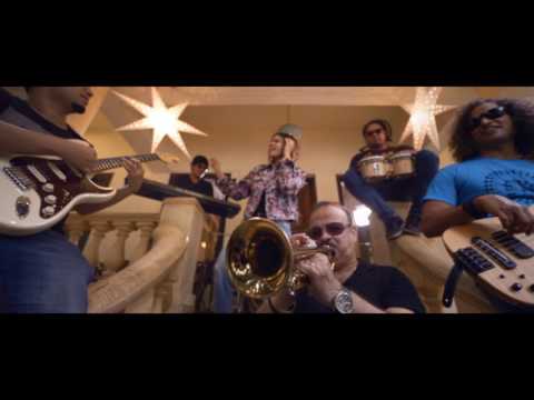 BEECH BEECH MEIN | JAB HARRY MET SEJAL | SHALMALI KHOLGADE'S WEIRDO COVER