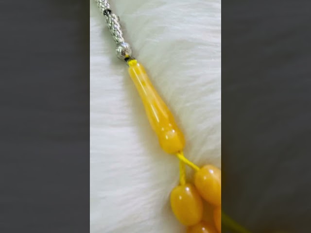 سبحة اصفر فاقع