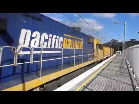 NR88 / G526 / NR42 with 3MB4 at Narara - 15/6/16