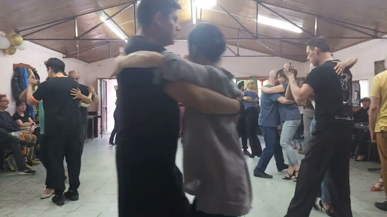 03/11/24 "Tristezas de la calle Corrientes" Caló/Berón 🎵TDJ Aldo Orrego Mate Milonguero  en Ushuaia