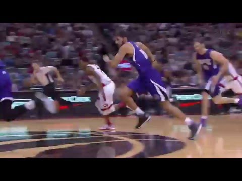 Raptors Highlights: Lowry And-One - December 20, 2015