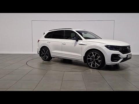 Volkswagen Touareg 462HP R Line PAN ROOF Call Dere - Image 2