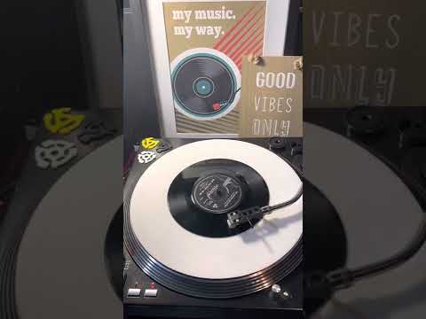 Gary Lewis And The Playboys - Save Your Heart For Me ( Vinyl 45 ) From 1965 .