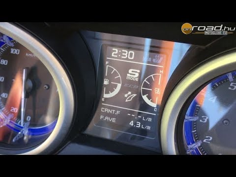 Yamaha TMAX 530 DX review - Onroad.bike