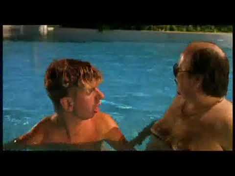 Torrente negro en la piscina