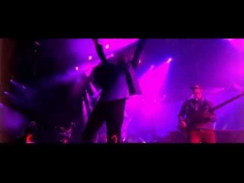 download lagu mp3 mp4 Coldplay Live 2012 Viva La Vida, download lagu Coldplay Live 2012 Viva La Vida gratis, unduh video klip Coldplay Live 2012 Viva La Vida