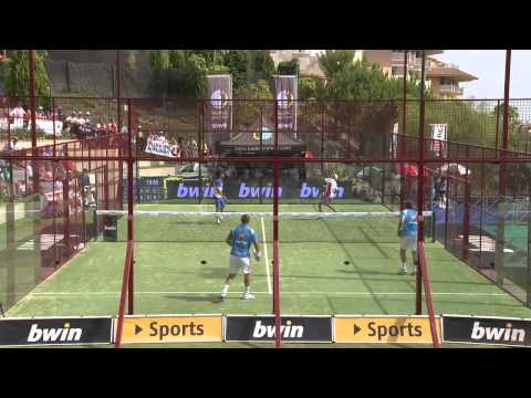 Silingo rompe el cristal Fuengirola 2012 PPT