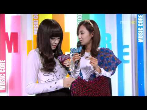 Girls' Generation SNSD (Yuri and Tiffany) Live Music Core