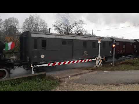 Passaggio a livello Calosso (AT) parte 1 - Level crossing Calosso part 1