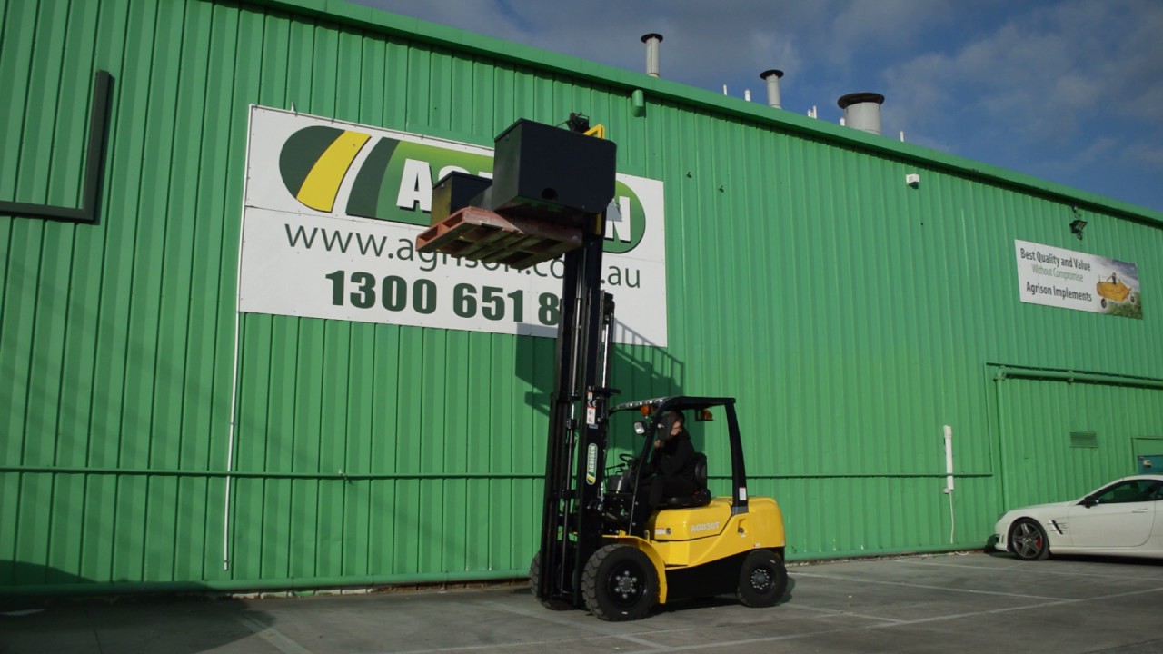 3 Tonne Forklift - 3 Stage Cont. Mast - Nationwide Delivery - ONLY $21,990 INC GST!!! - video 1