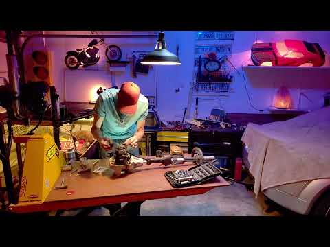 Stihl  KM131R Kombi  Power head valve adjustment