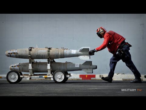 How Dangerous It Is to Work at Aircraft Carrier Flight Deck