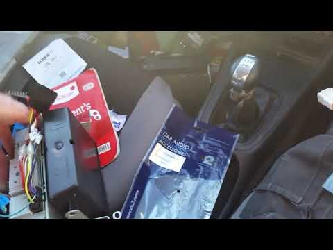 How to replace a Nissan Almera 2005 CD player with a mechless radio