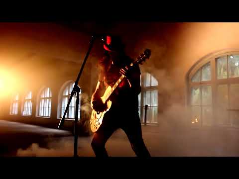 KOPLA 4 - Ahtaaja [Musiikkivideo]