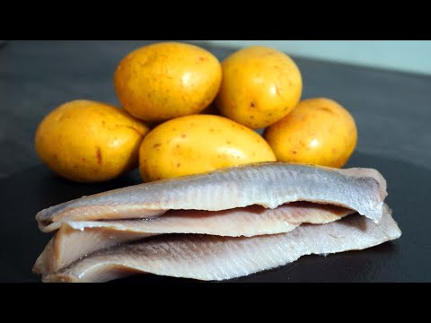From potatoes and herring - a quick and delicious salad!