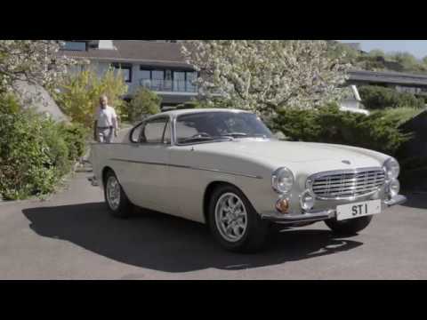 A tribute to Roger Moore and his Volvo P1800