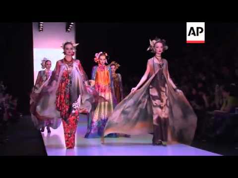 Russian Fashion Week opens with Slava Zaitsev