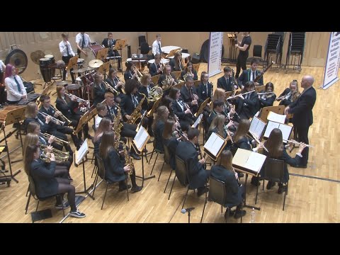 Barnburner  by Michael Story performed By Hamilton Grammar School Concert Band.