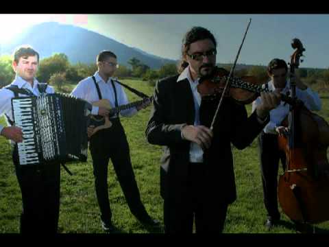 Grupa Kalabalak - Pod tvoeto malo pendzere