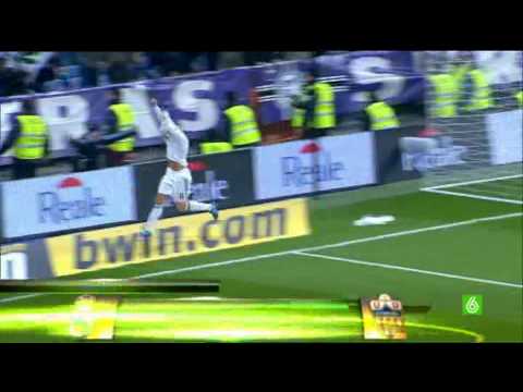 Real Madrid 4 - Almería 2 , highlights 05/12/2009 HQ Higuain, Benzema, Cristiano Ronaldo Goals