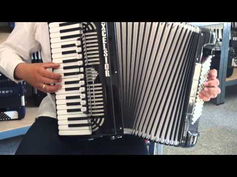 Akkordeon Excelsior Mod. 374C Cassotto,handgemachte Stimmzungen Video Klangprobe