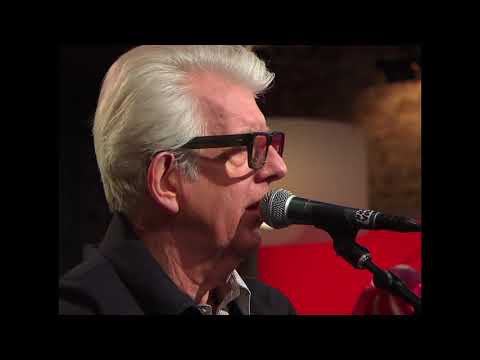 Nick Lowe & Los Straitjackets - (What's So Funny 'Bout) Peace, Love & Understanding