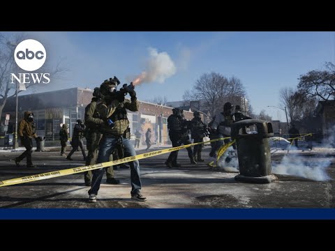 Former ICE official reacts to situation in Minneapolis